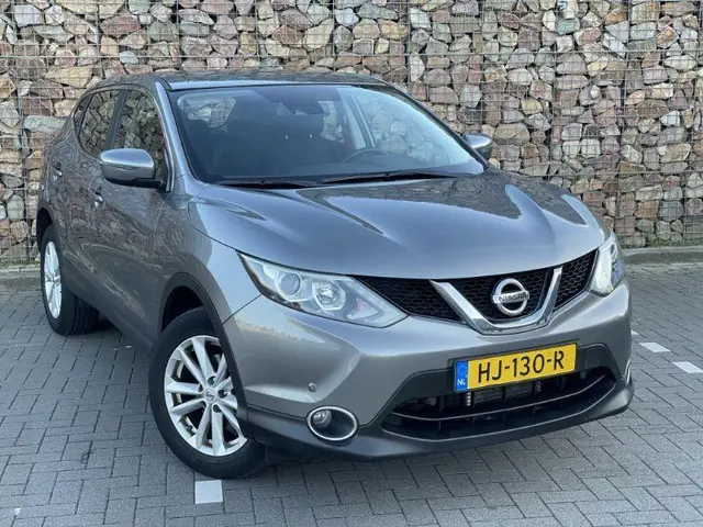 Nissan QASHQAI 1.2 Acenta Automaat 2014 Benzine 2