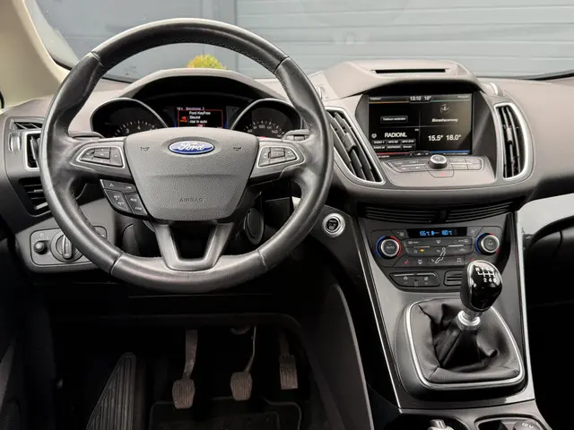 Ford C-MAX 1.0 Titanium 2015 Benzine 3