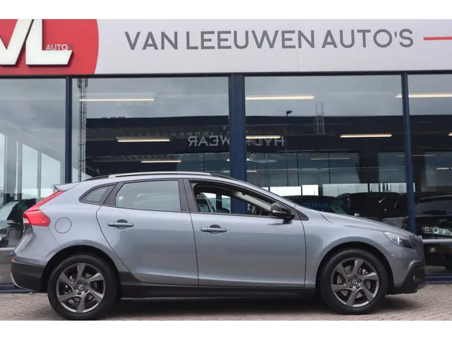 Volvo V40 Cross Country 1.5 T3 Momentum 2015 Benzine 7