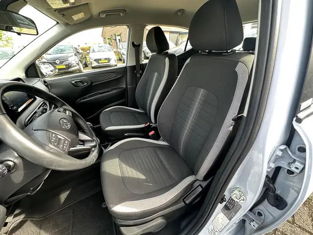 Hyundai i10 1.0 Comfort 5-zits 2020 Benzine 18