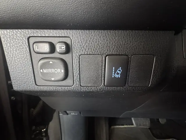 Toyota RAV4 2.5 Hybrid Energy Plus 2019 Hybride Benzine 33