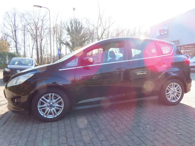 Ford C-MAX 1.6 EcoBoost Titanium 2013 Benzine 29