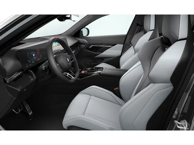 BMW M5 Touring 2026 Hybride Benzine 4