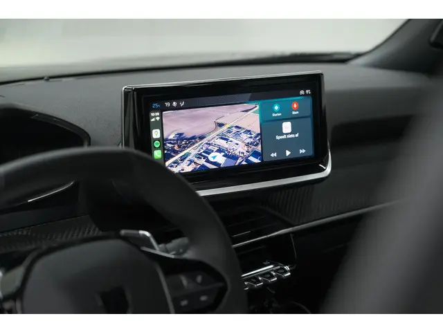 Peugeot 2008 PureTech 130 EAT8 Allure 2024 Benzine 60