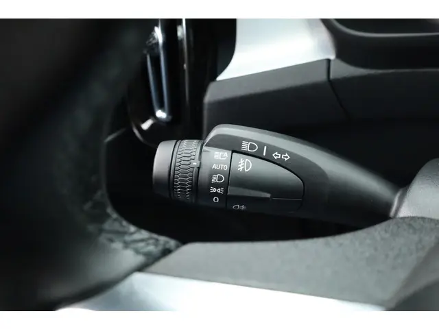 Volvo XC40 2.0 B3 Black Edition 2025 Benzine 10