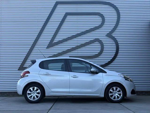 Peugeot 208 1.2 PureTech Blue Lion 2016 Benzine 7