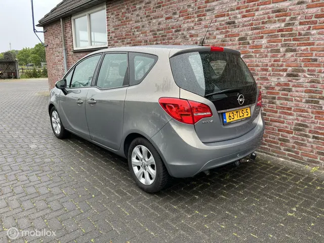 Opel Meriva 1.4 Turbo Anniversary Edition 2012 Benzine 3
