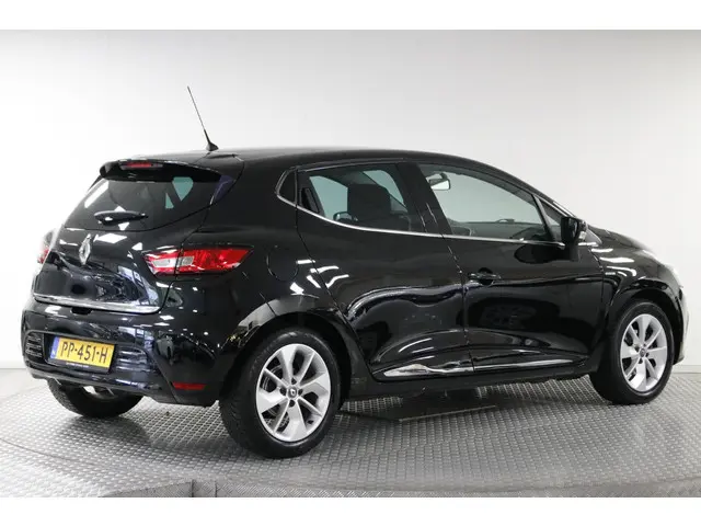 Renault Clio 0.9 TCe Limited 90 PK. 2017 Benzine 2