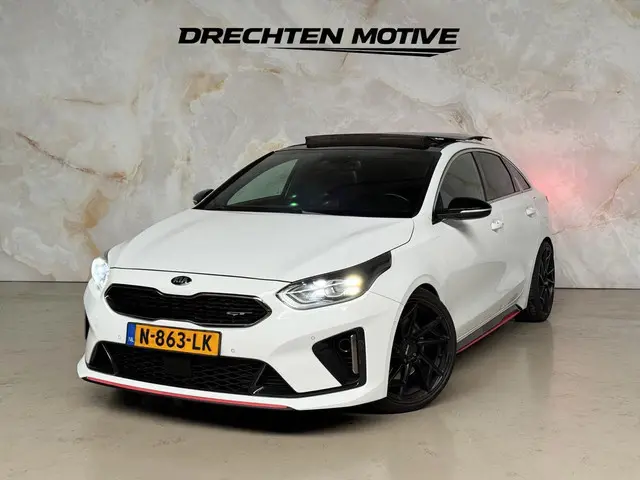 Kia ProCeed