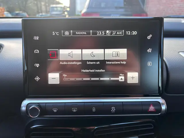 Citroën C4 Cactus 1.2 PureTech Business 2015 Benzine 35