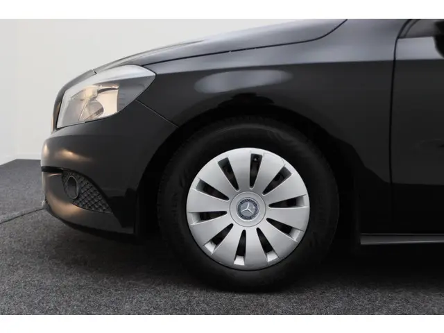 Mercedes-Benz A-Klasse 180 Economy 2015 Benzine 23
