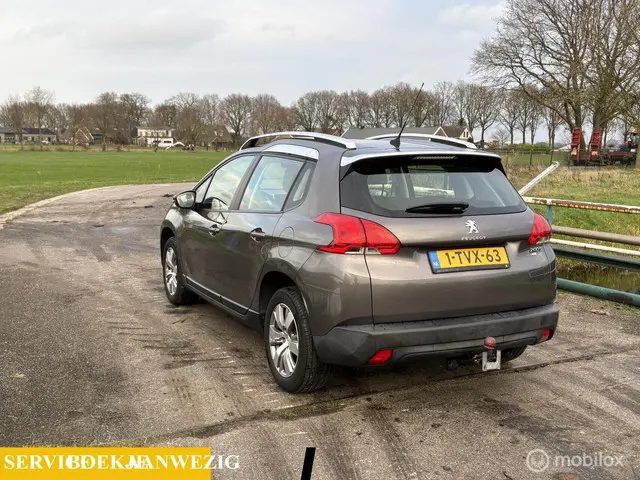 Peugeot 2008 1.2 VTi Active 2014 Benzine 6