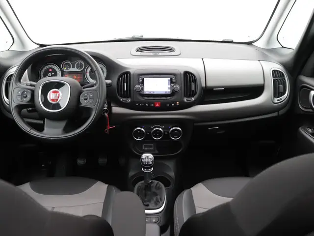 Fiat 500L 0.9 TwinAir Lounge Panorama /Navi. 2015 Benzine 11