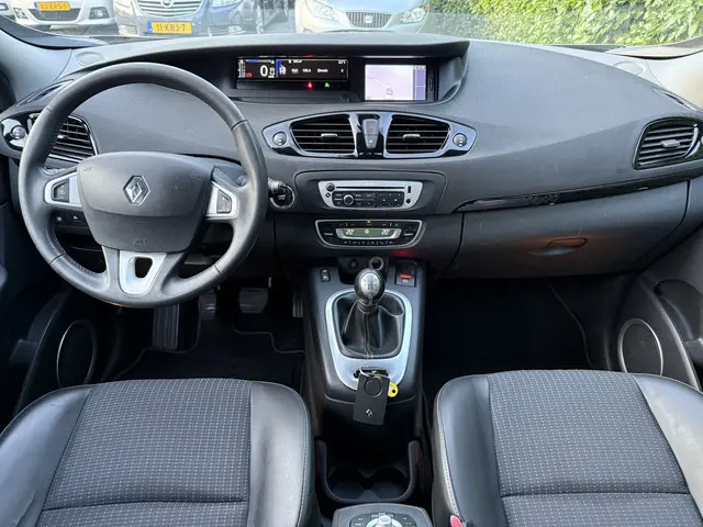 Renault Scénic 1.2 TCe Collection 2013 Benzine 10