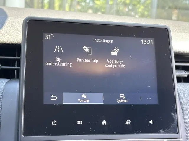 Mitsubishi Colt 1.0T MT Intense 2024 Benzine 25