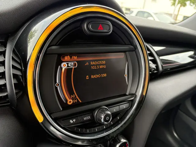 MINI Cooper Mini 1.5 Chili Business 2015 Benzine 14