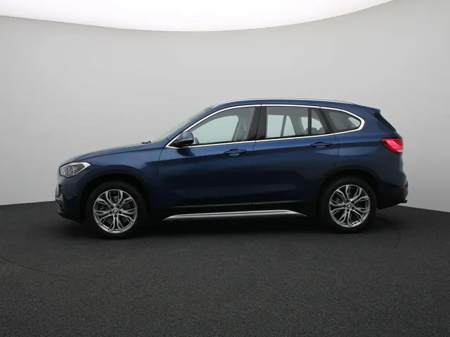 BMW X1 xDrive20i 2020 Benzine 4
