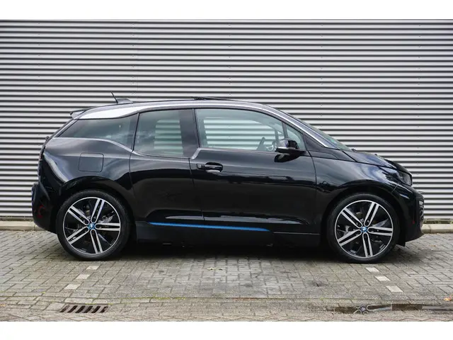 BMW i3 Corporate Executive 2021 Elektrisch 4