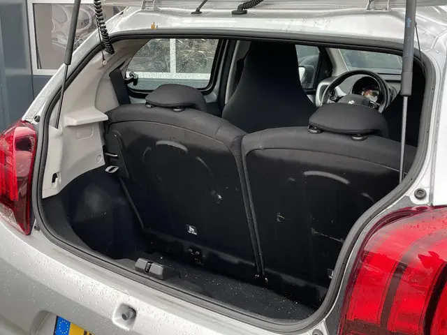 Peugeot 108 1.0 e-VTi Active 2018 Benzine 8