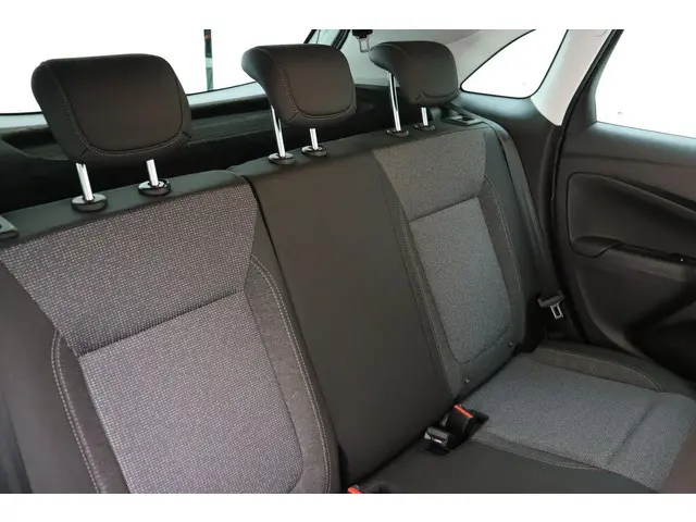 Opel Crossland 1.2 Turbo Level 3 2023 Benzine 16
