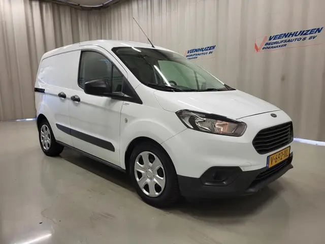 Ford Transit Courier 1.5TDCI Euro 6! 2019 Diesel 15