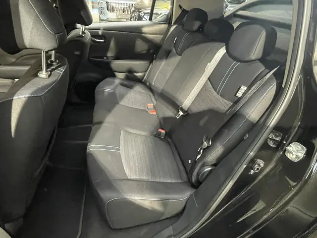 Nissan Leaf Acenta 40 kWh 2020 Elektrisch 8