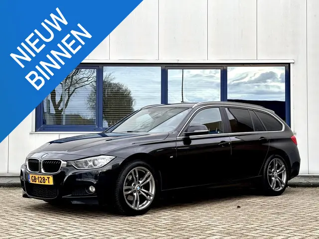 BMW 3 Serie Touring 320i High Executive 2015 Benzine