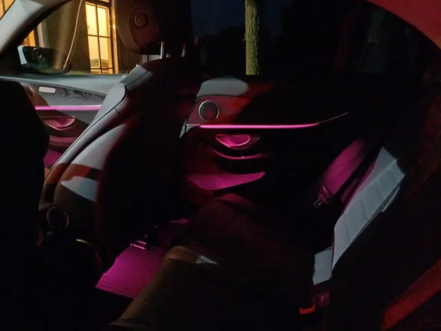 Mercedes-Benz E-Klasse 200 Premium 2017 Benzine 55