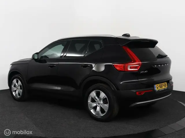Volvo XC40 1.5 T3 Mom |Cam| stoelverw 2018 Benzine 86