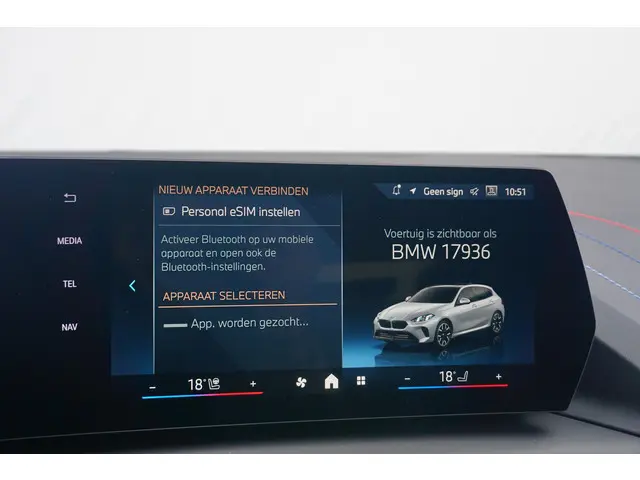 BMW 1 Serie 5-deurs 120 2025 Benzine 25