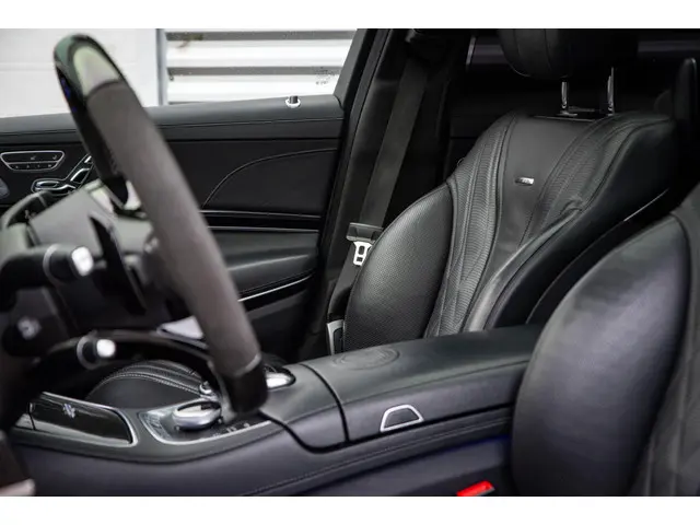 Mercedes-Benz S-Klasse AMG 63 4Matic Lang 2015 Benzine 30
