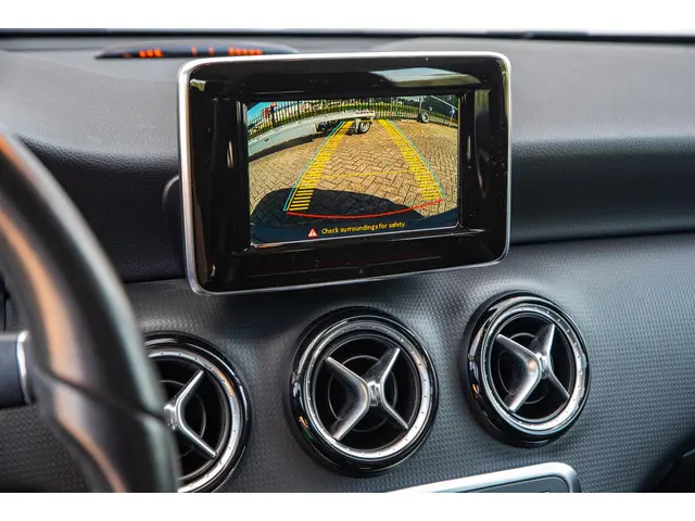 Mercedes-Benz A-Klasse 180 Ambition 2013 Benzine 19