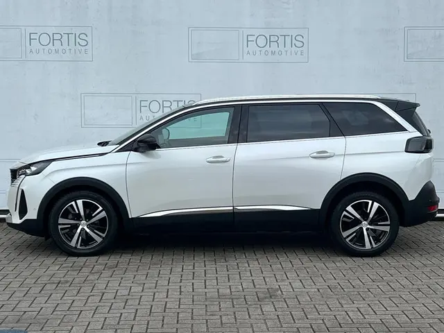 Peugeot 5008 1.2 PureTech GT-Line 2023 Benzine 23