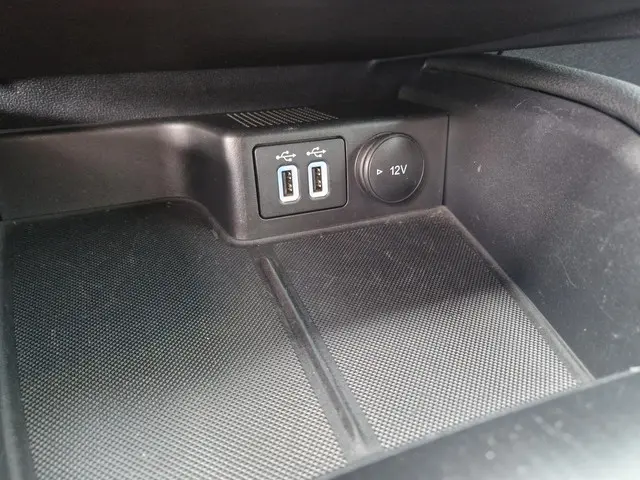 Ford Kuga 2.5 PHEV Titanium 2022 Hybride Benzine 14
