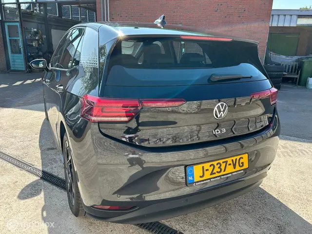 Volkswagen ID.3 First Plus 58 kWh 2020 Elektrisch 17