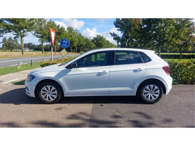 Volkswagen Polo 1.0 TSI Comfortline 2020 Benzine 13