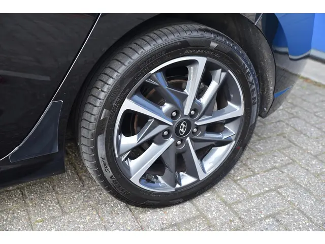 Hyundai i30 1.0 T-GDi MHEV Comfort Smart 2022 Benzine 4