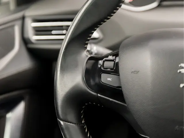 Peugeot 308 SW 1.2 PureTech Sport 2020 Benzine 19