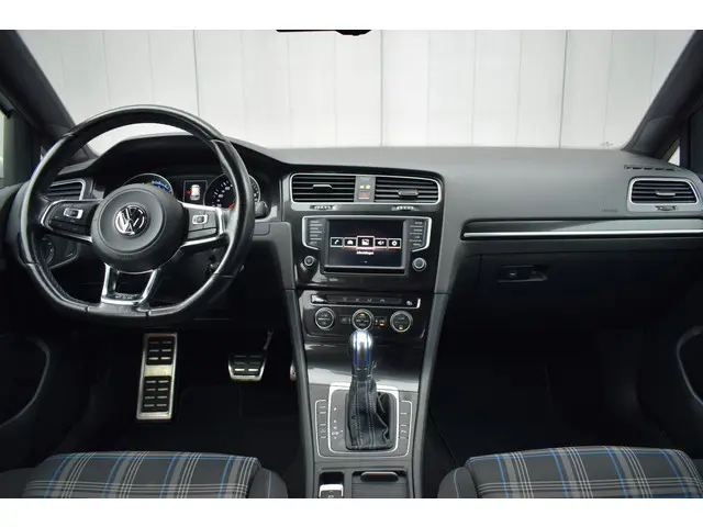 Volkswagen Golf 1.4 TSi Automaat GTE 2016 Hybride Benzine 6