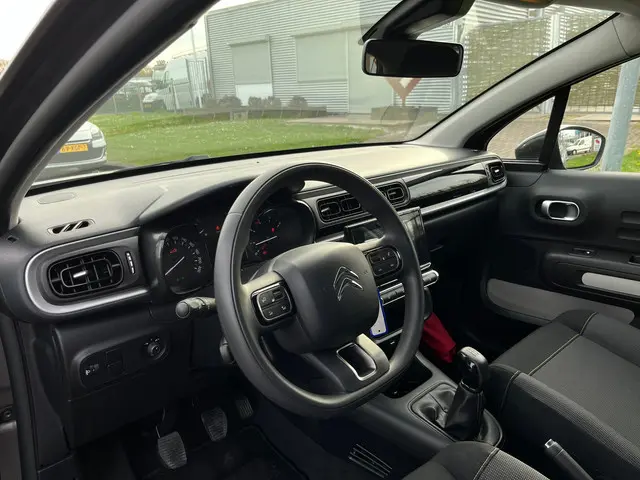 Citroën C3 1.2 PureTech Feel 2022 Benzine 9