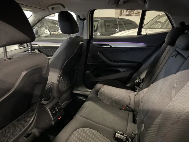 BMW X2 sDrive18i Nieuwstaat! 2022 Benzine 9