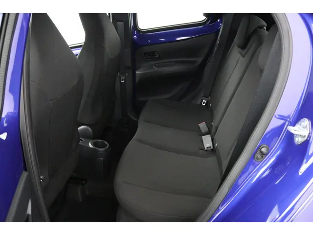 Toyota Aygo X 1.0 VVT-i MT Play 2024 Benzine 18