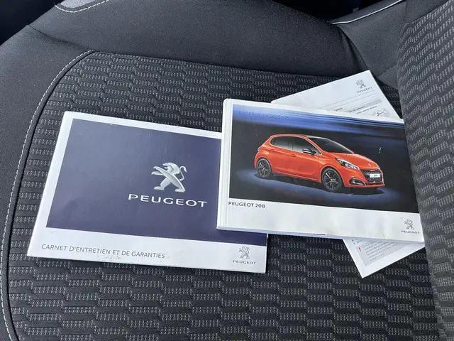 Peugeot 208 1.2 82 PK Allure 2016 Benzine 16