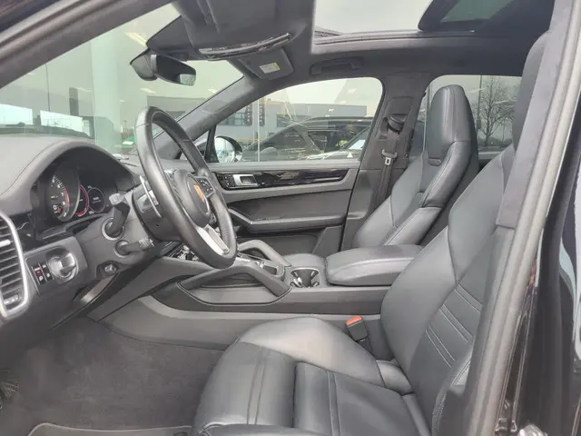 Porsche Cayenne 3.0 E-Hybrid 2020 Hybride Benzine 20