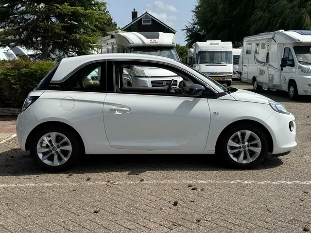 Opel ADAM 1.4 Glam automaat 2015 Benzine 10