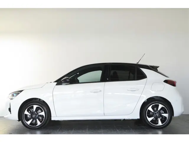 Opel Corsa-e GS Line 50 kWh 2023 Elektrisch 28
