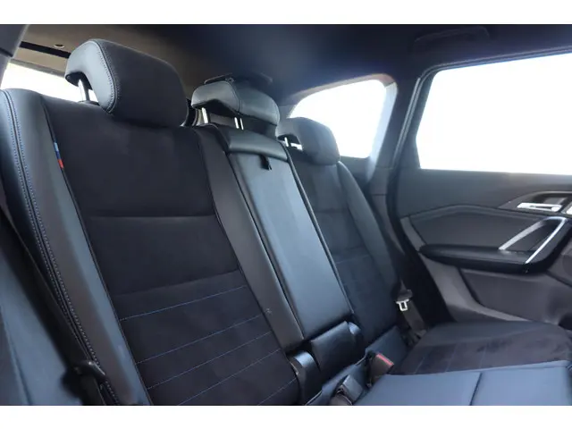 BMW iX1 xDrive30 67 kWh 2024 Elektrisch 11
