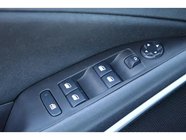 Opel Crossland X 1.2 Edition 2020 org.NL 2020 Benzine 23