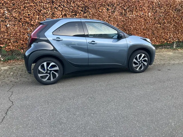 Toyota Aygo X 1.0 VVT-i S-CVT Envy Automaat 2024 Benzine 6