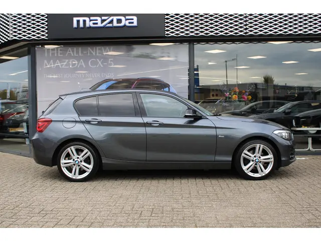 BMW 1 Serie 120i Sport Line 184PK 2018 Benzine 5